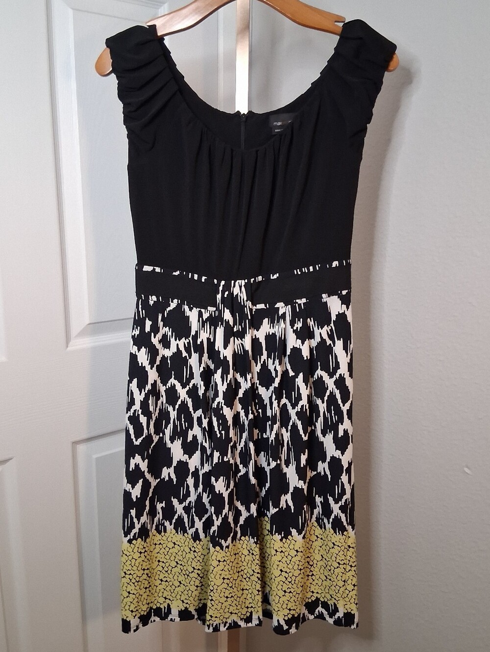 Max And Cleo Dress Size 6 Yellow White And Black Patterned